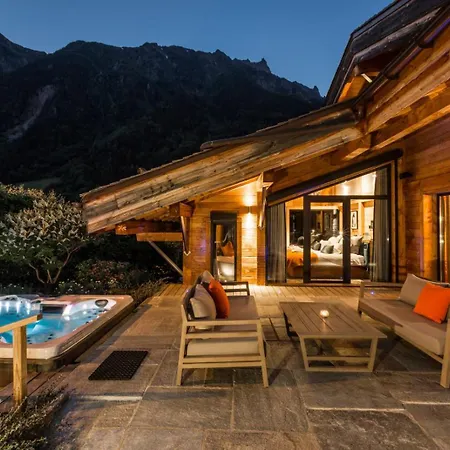 Appartement Chalet Gstaad: Embrace Nature With Luxurious Gsteig