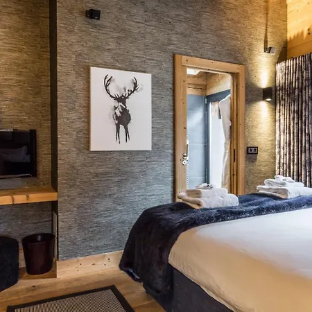 Chalet Gstaad: Embrace Nature With Luxurious Apartment Gsteig