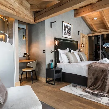 Chalet Gstaad: Embrace Nature With Luxurious *