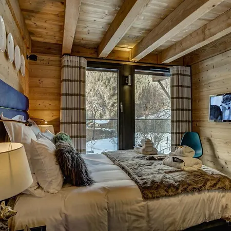 Chalet Gstaad: Embrace Nature With Luxurious Gsteig